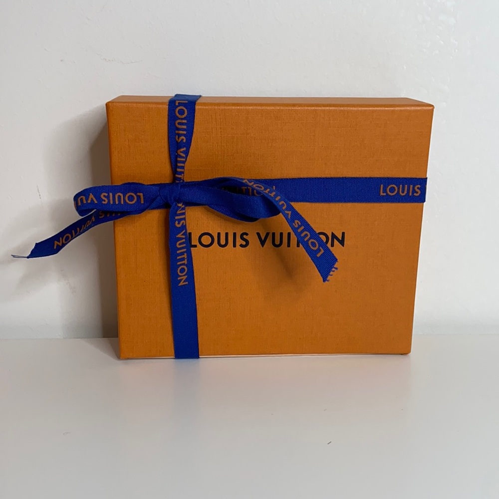6X5X1.5” Box and 45” Ribbon